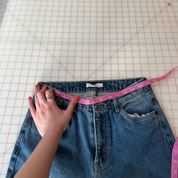 Anthropologie Avic Les Filles NWT size 27 distressed stretch denim jeans - Picture 12 of 16